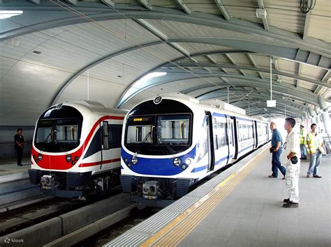 do you buy airport rail link smart card thailand bankok|train to bangkok airport from airport.